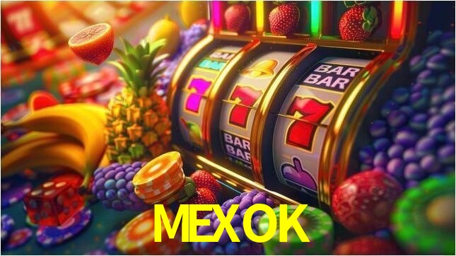 Escena dinámica inspirada en casino con iluminación MEXOK, cartas, fichas e íconos de juegos digitales en un espacio moderno de juegos.